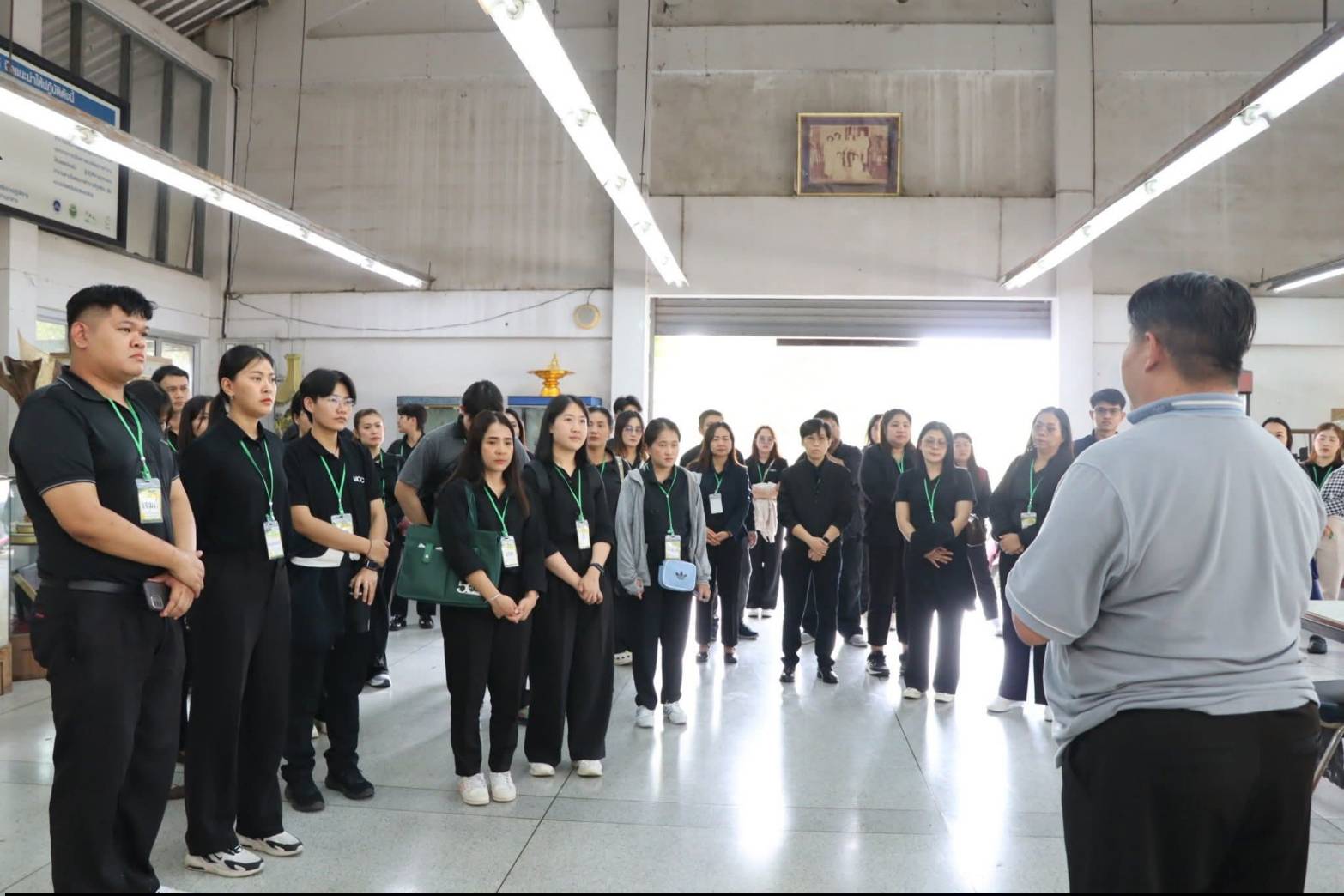 title - ผู้อำนวยการกลุ่มฝึกอบรมและการพัฒนาผลิตภัณฑ์ (ศพส.) ได้รับเชิญเป็นผู้บรรยายพิเศษ  ให้แก่ ข้าราชการใหม่ รุ่นที่ 10 หลักสูตร ต้นกล้าข้าราชการ ประจำปีงบประมาณ พ.ศ. 2569 ณ ห้องประชุมอาคาร 100 ปี ศูนย์ส่งเสริมและพัฒนาอาชีพเสริมนอกภาคการเกษตร